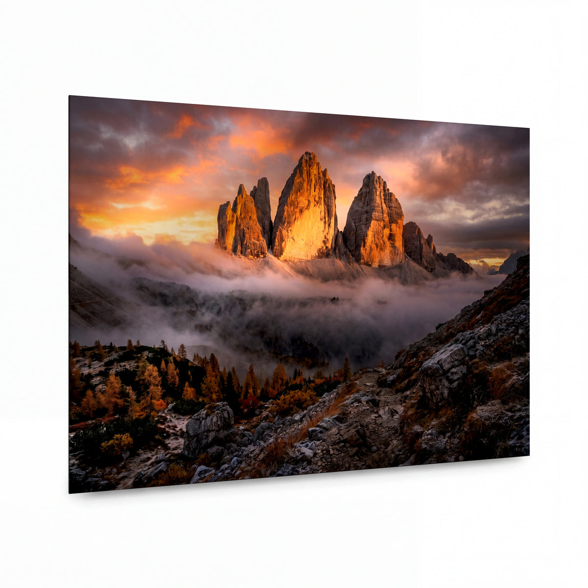 Obraz Planoucí tři cimy v objetí mlhy — obraz na kovovém panelu
