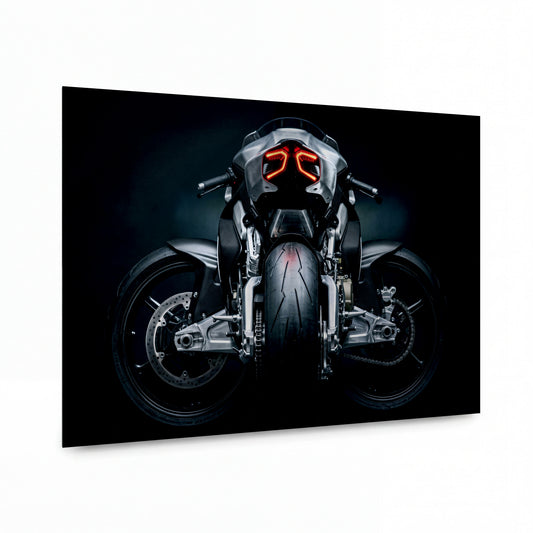 Obraz Futuristický superbike s červenými světly — kovový obraz na hliníkovém panelu s vysokým leskem