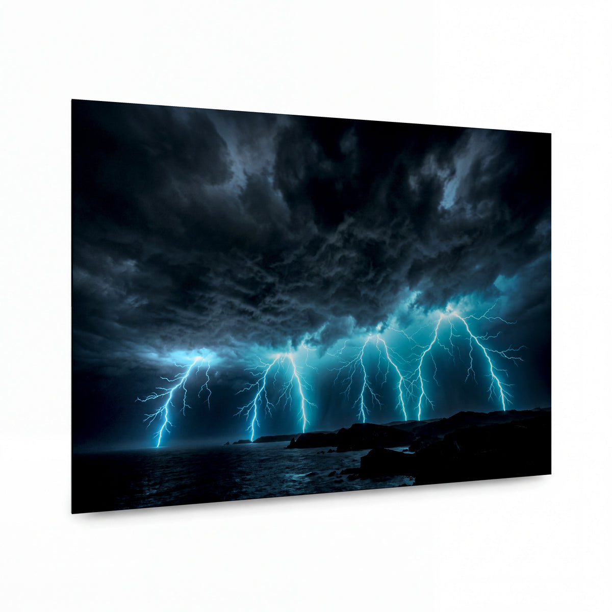 Obraz Ocelová symfonie nad rozbouřeným mořem — kovový obraz na hliníkovém panelu s vysokým leskem