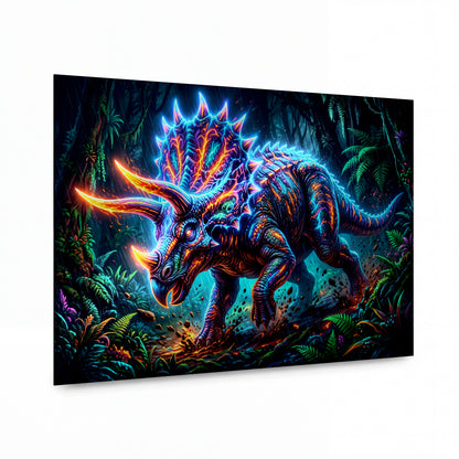 Obraz Neonový triceratops v džungli — kovový obraz na hliníkovém panelu s vysokým leskem